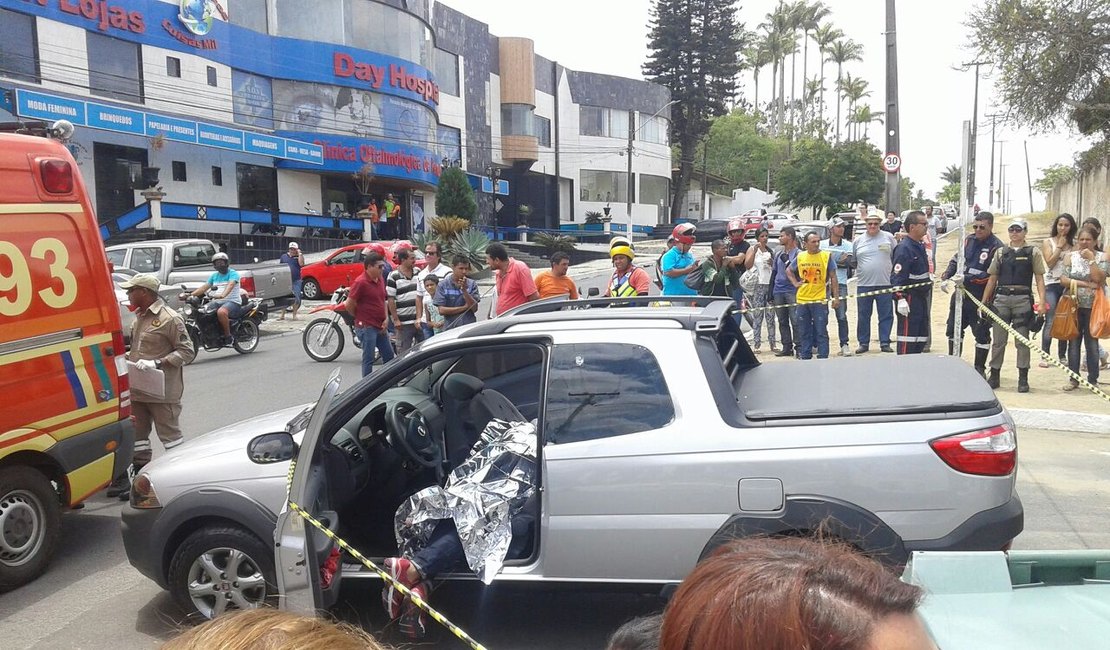 Criminoso é morto por bombeiro militar em tentativa de assalto