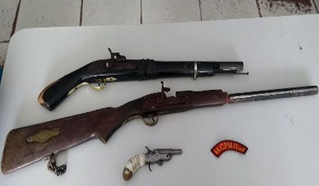 Militares de Cajueiro apreendem três armas de fogo