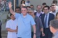 Bolsonaro tem alta três semanas após cirurgia para desobstruir intestino