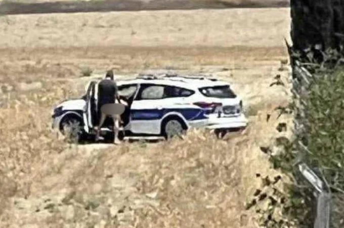 Policiais são flagrados fazendo sexo em viatura e imagens viralizam