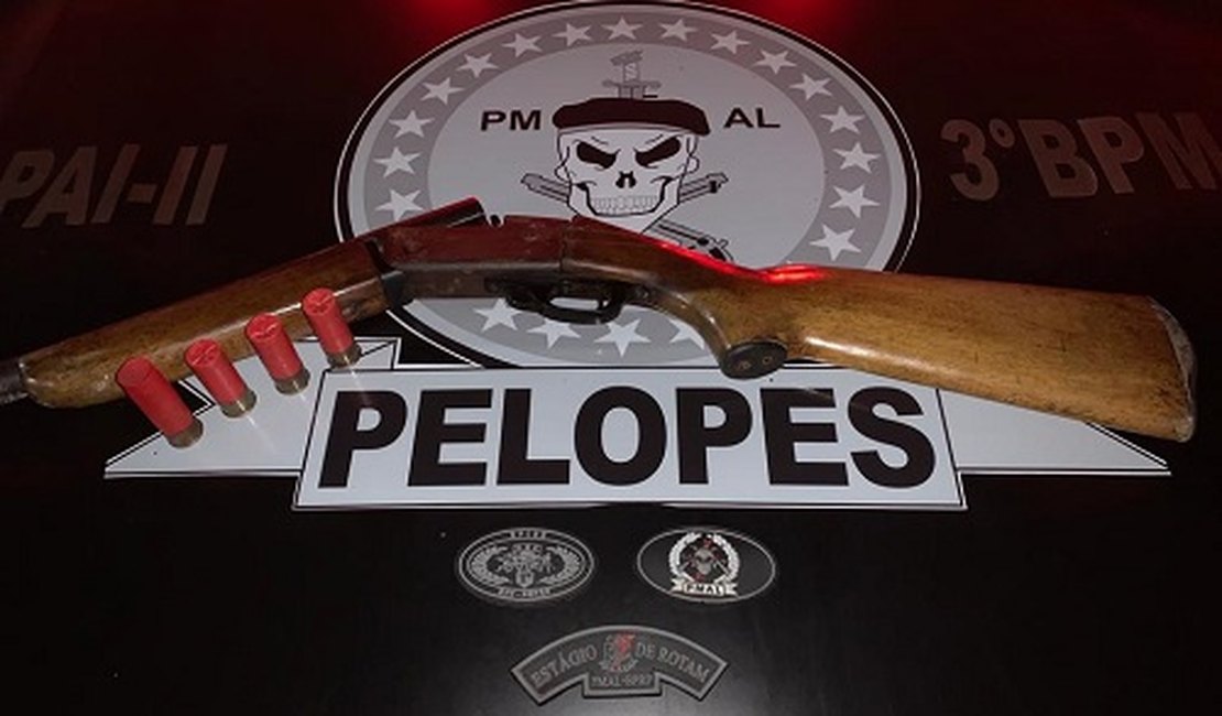Confusão dentro de motel termina em disparo de arma de fogo e um detido, em Arapiraca