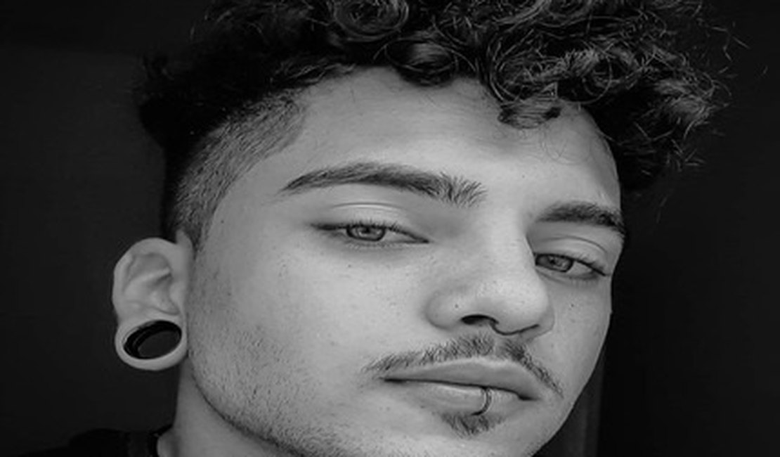 Estudante de publicidade é encontrado morto em quarto de motel em Divinópolis