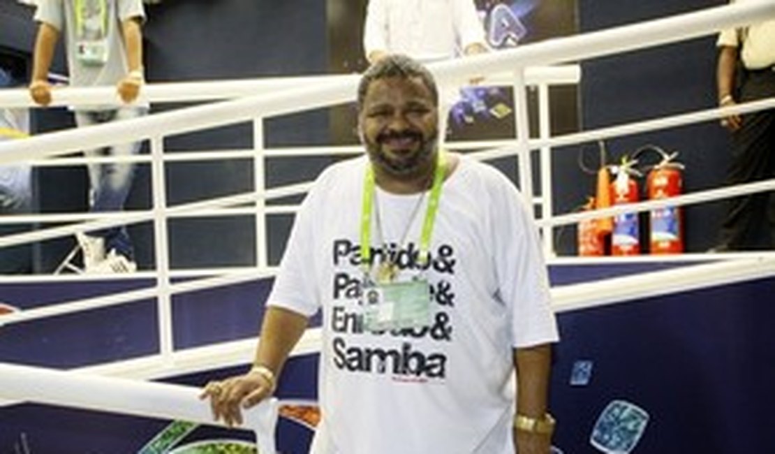Arlindo Cruz já abre os olhos e segue sem previsão de alta de hospital