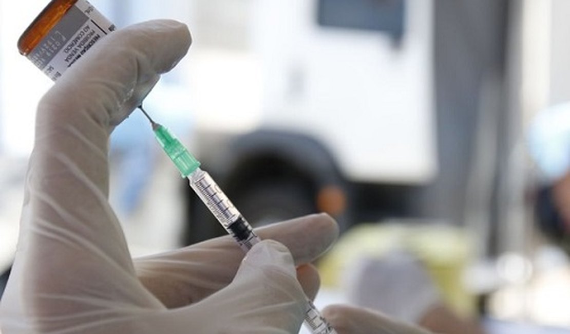 9 mil voluntários no Brasil testarão vacina produzida pelo Butantan e laboratório chinês