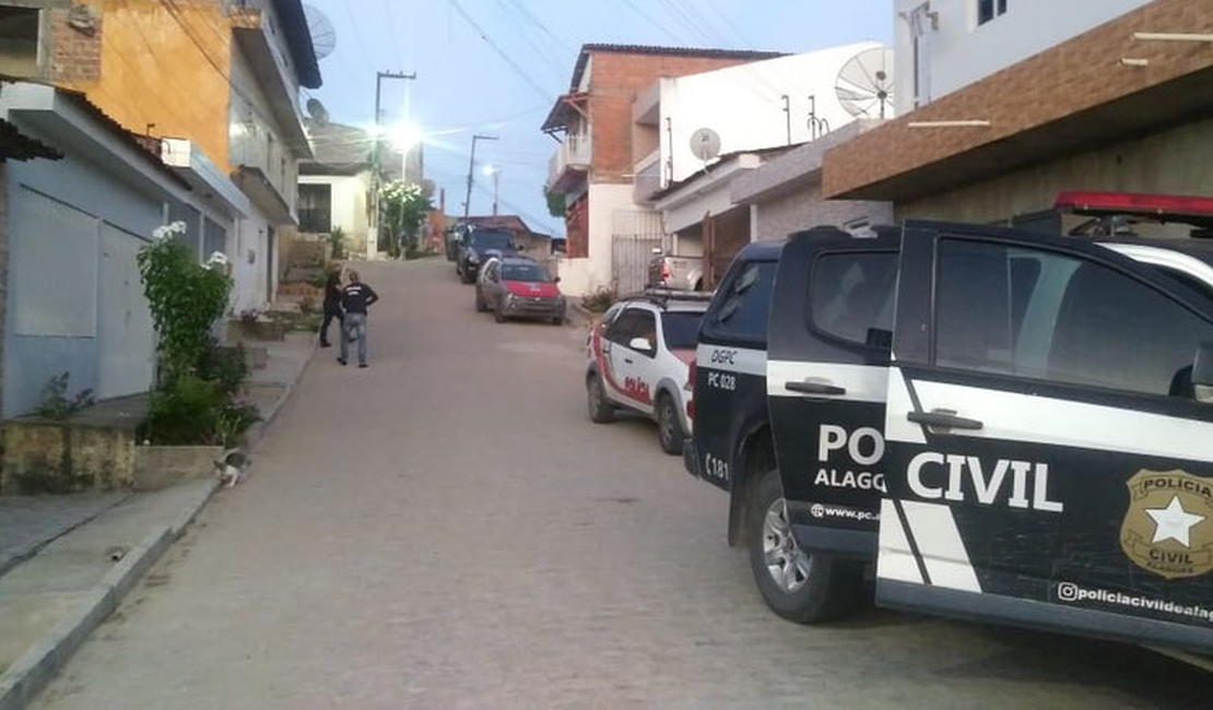 Em operação polícia prende autores de assassinato de jovem em Alagoas