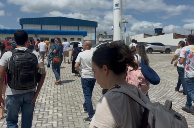 Uneal realiza primeira fase do concurso para professor efetivo