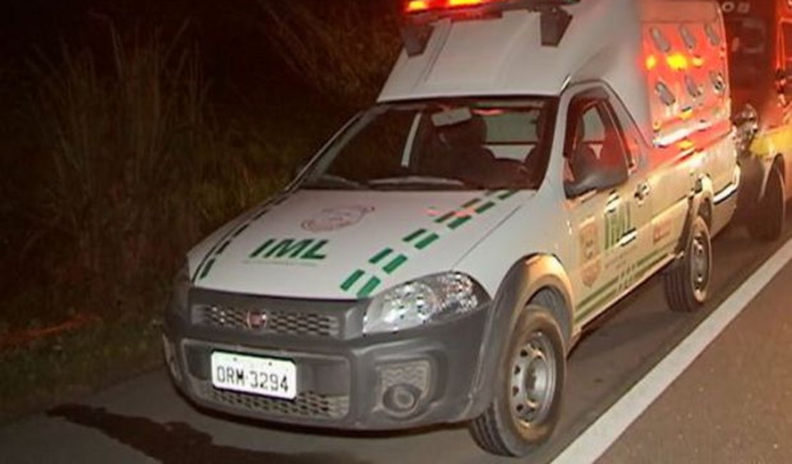 Idoso é morto dentro de veículo próximo a terminal em Maceió