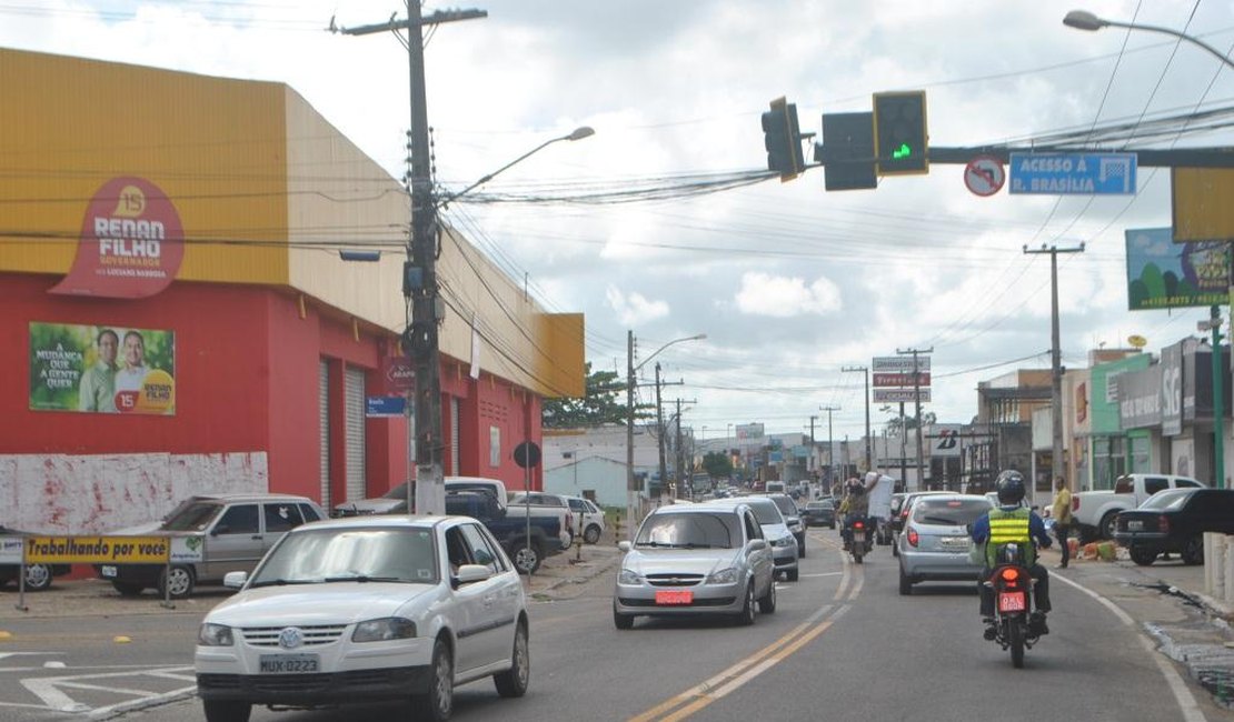 Semáforo vai disciplinar trânsito na Rua Marechal em Arapiraca