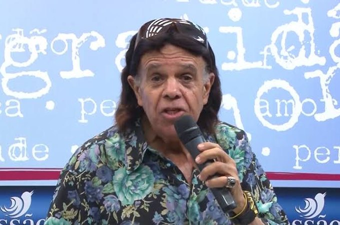 Morre aos 80 anos o cantor e compositor alagoano Célio Roberto, o “Cigano” da música brasileira