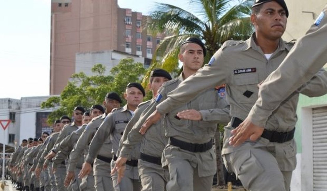 PM reforça policiamento ostensivo com formatura de novos soldados nesta quinta
