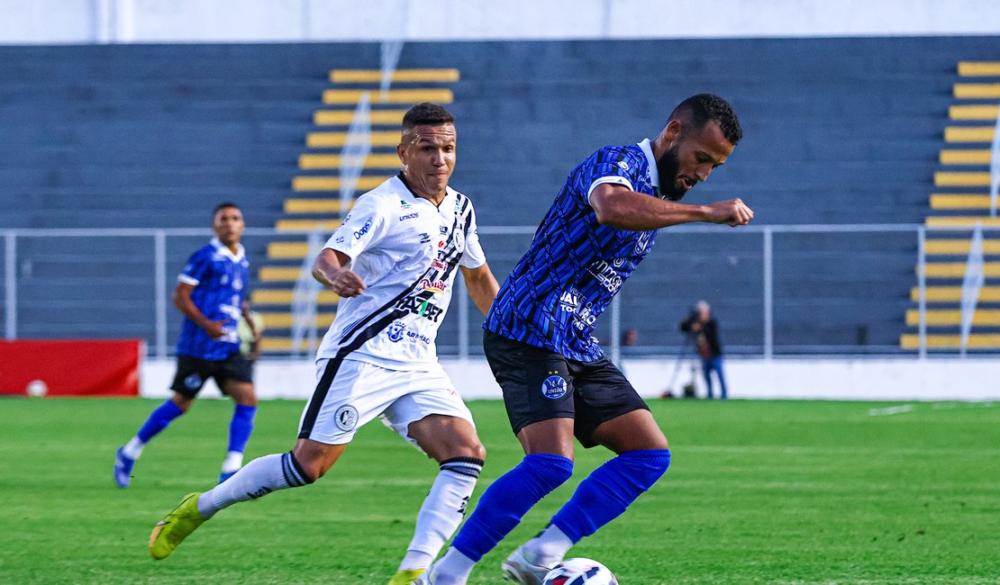Série D tem fim de invencibilidade, goleadas e briga acirrada pelo G-4