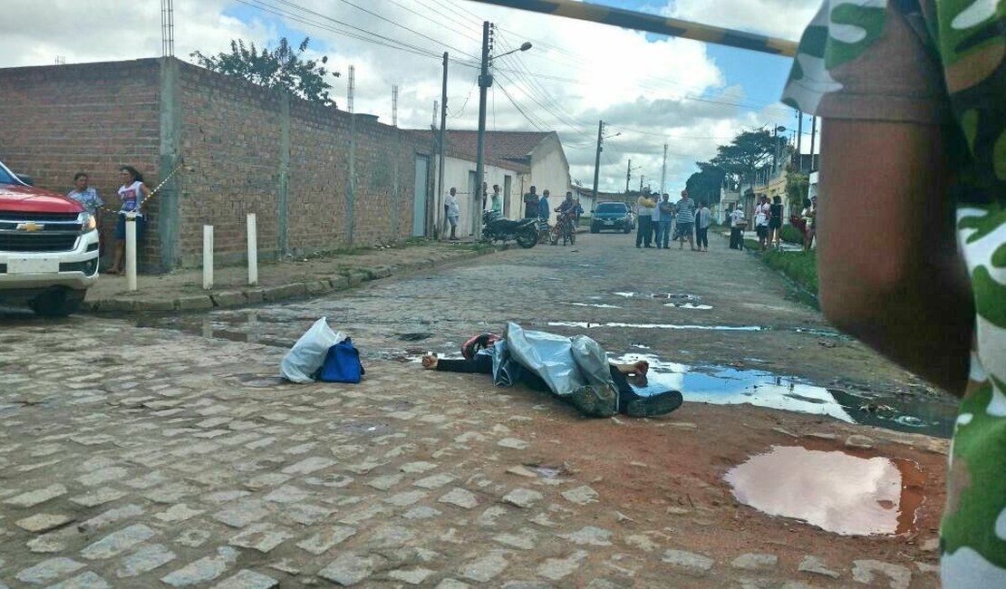 Segurança é assassinado no bairro Baixa Grande, em Arapiraca