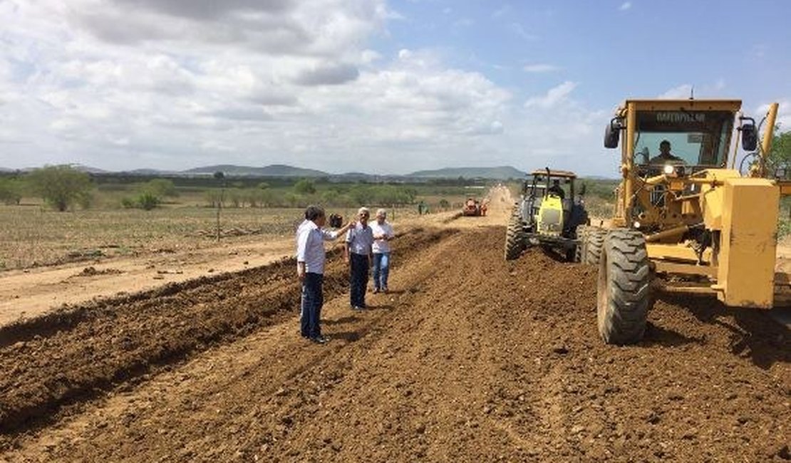 Obras no Agreste avançam e devem ser concluídas até junho