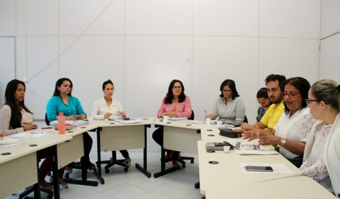 Agapi se reúne para definir III Campanha Educativa da Criança