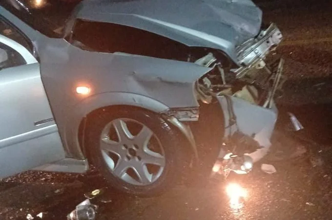 Grave acidente entre carro e trator é registrado na AL-115, em Igaci