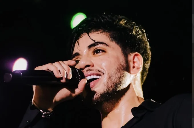 Thiago Freitas encerra São João de Arapiraca com show memorável e declaração de amor a Alagoas