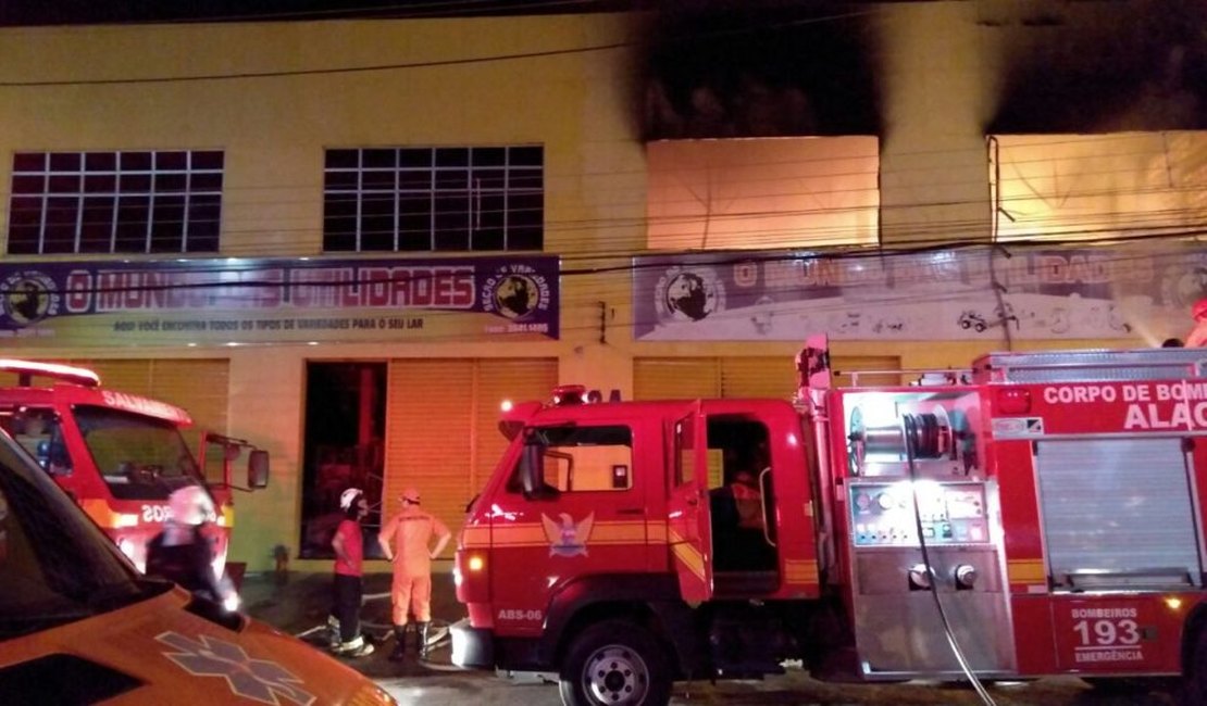 Loja incendeia pela segunda vez em menos de 15 dias no Sertão de Alagoas