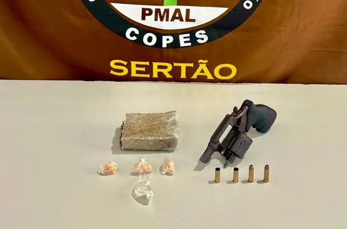 PM apreende arma e drogas durante ação no Sertão alagoano