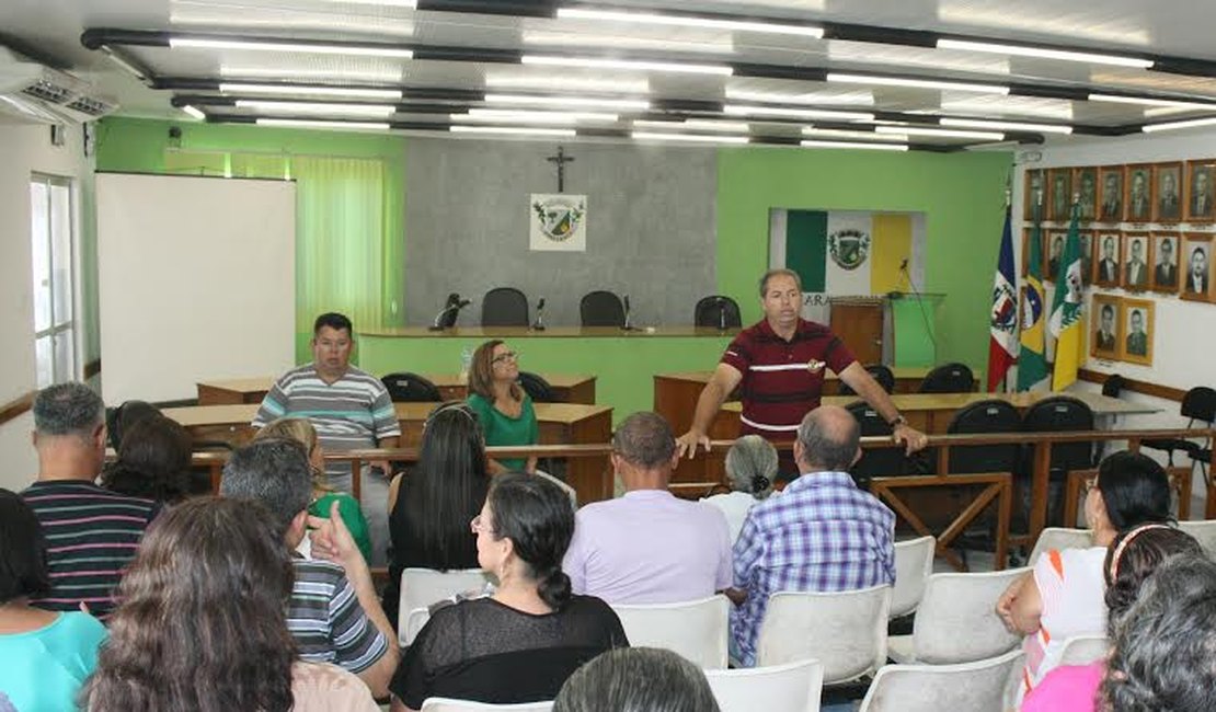 Servidores da Câmara Municipal realizam assembleia geral para discutir reajuste salarial