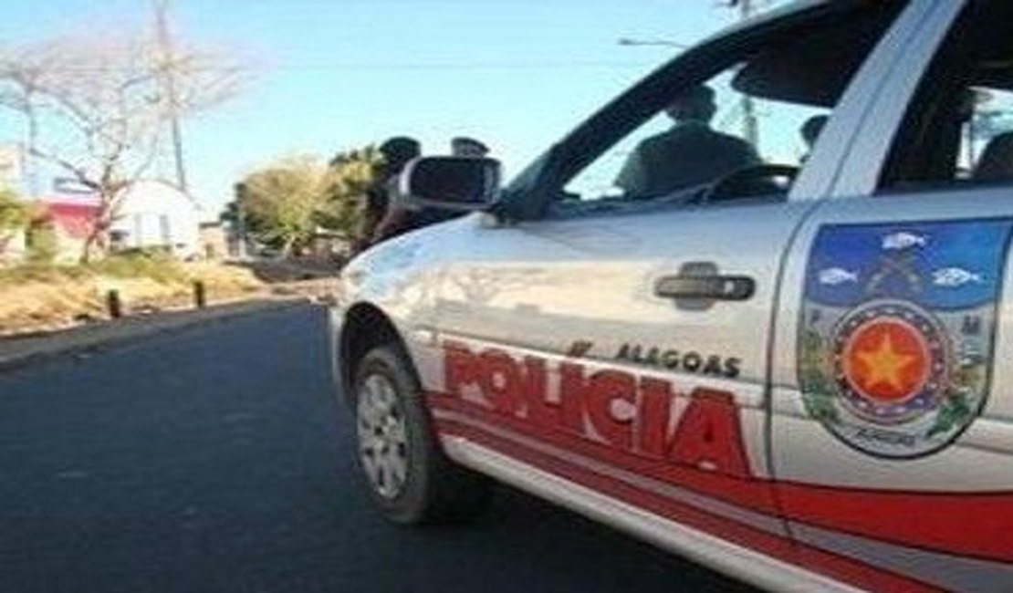 Estabelecimento comercial é roubado no bairro Alto do Cruzeiro, em Arapiraca