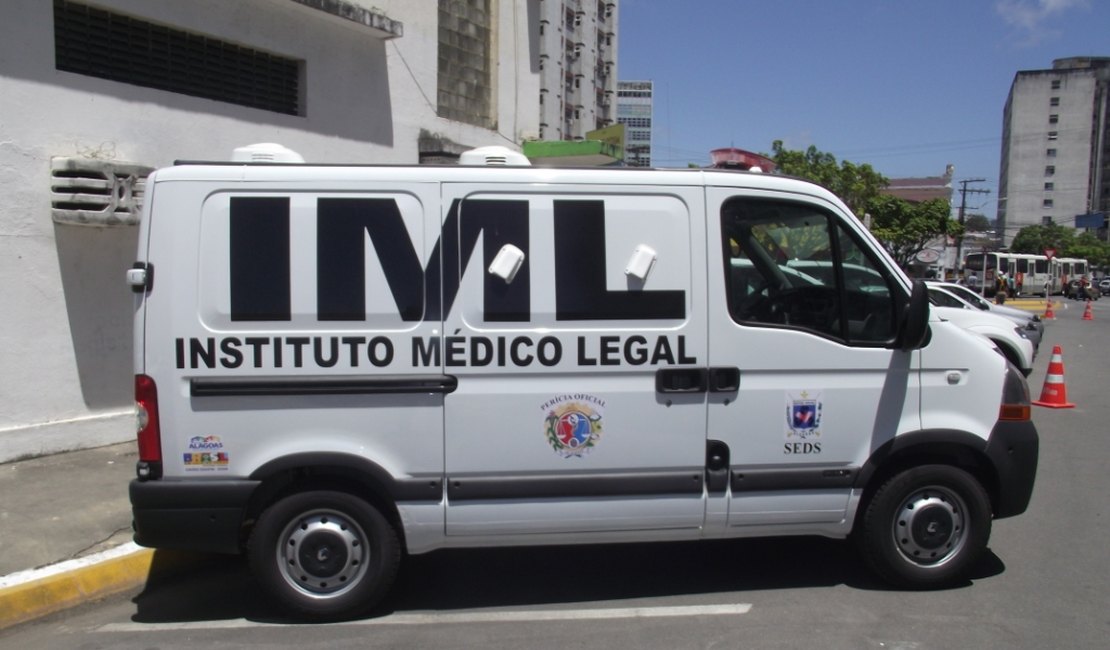 Familiares de homem assassinado aguardam perícia por mais de 4h em Matriz