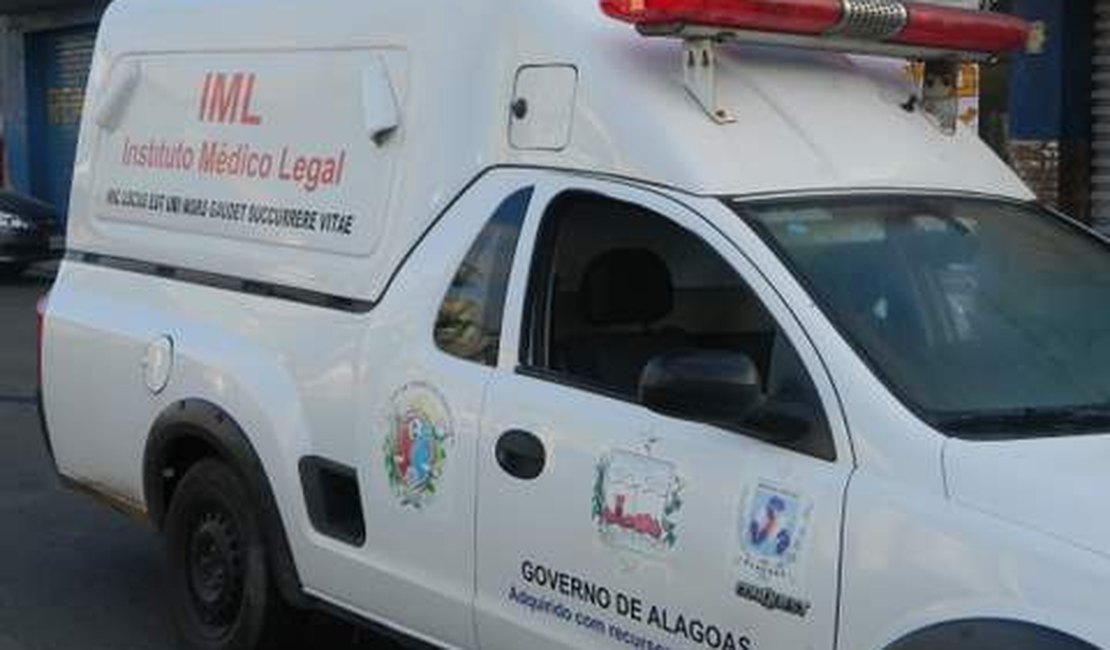 Corpo de idoso é encontrado em decomposição dentro de residência em Estrela de Alagoas