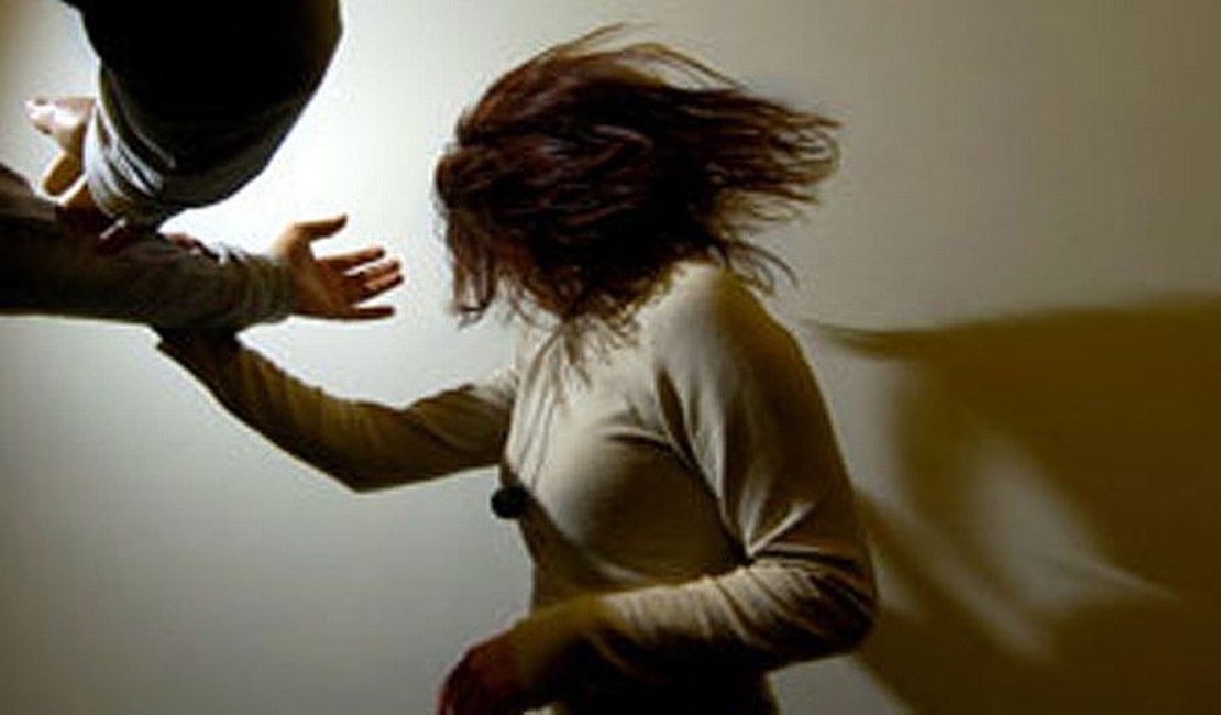 Homem agride esposa e filhos em Teotônio Vilela