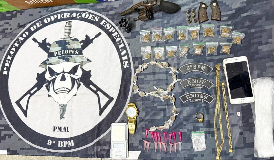 Jovem é preso com arma de fogo e drogas durante patrulhamento da PM em Delmiro Gouveia