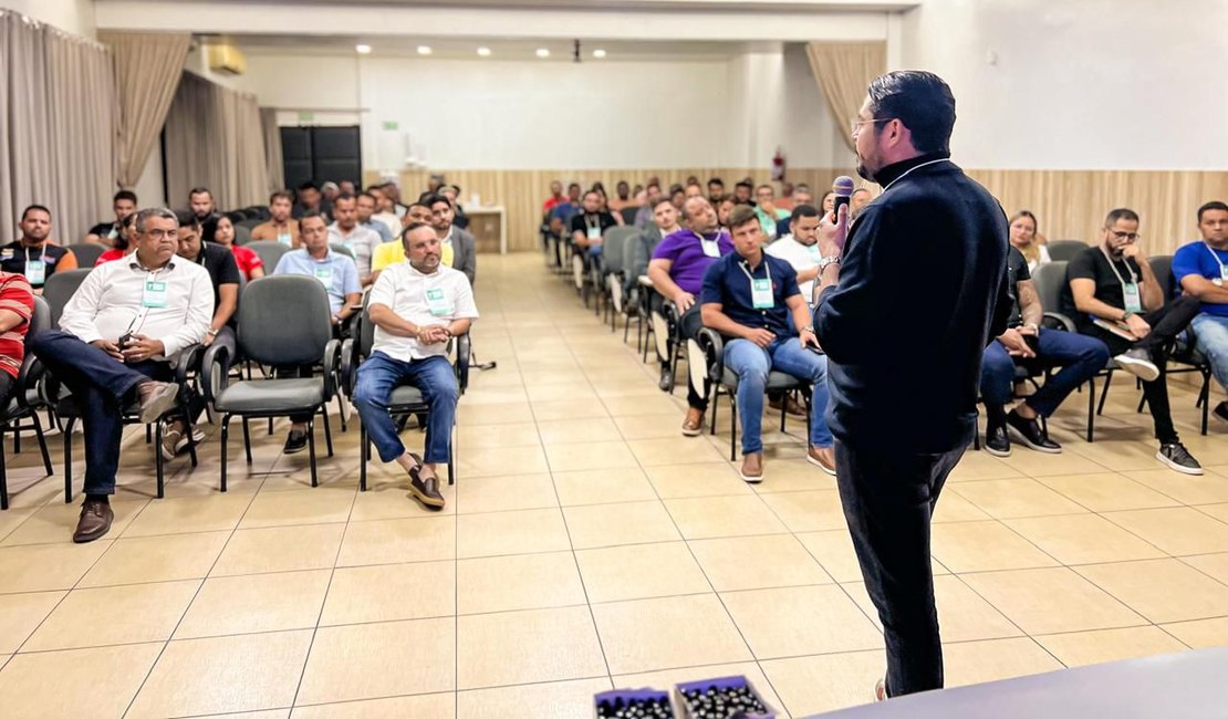Em Arapiraca, Femal reúne especialistas para debater futuro do associativismo em Alagoas