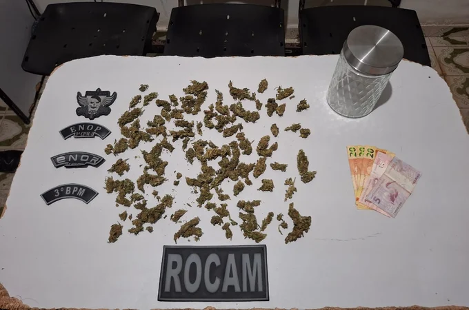 Adolescente é apreendido por ato infracional análogo ao crime de tráfico de drogas no Manoel Teles