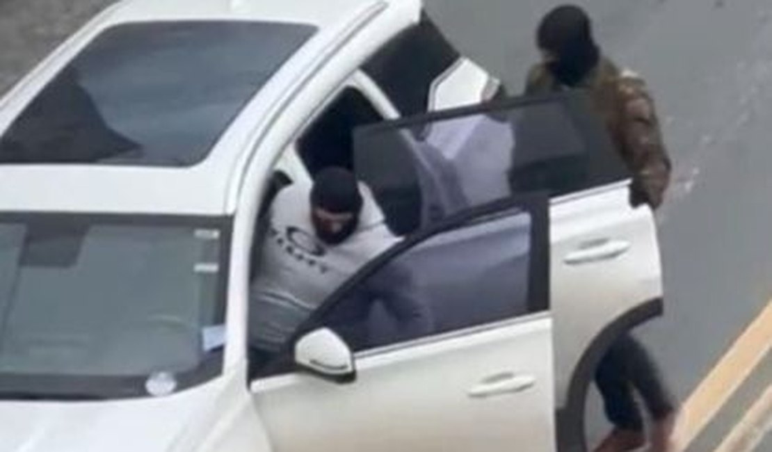Tentativa de assalto a carro-forte tem vigilante e suspeito mortos na Paraíba