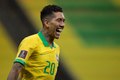 Alvo de equipes brasileiras, alagoano Roberto Firmino acerta com novo clube