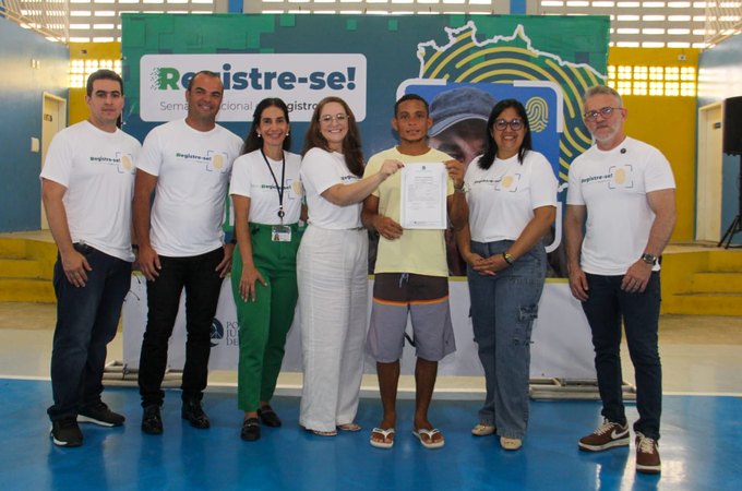 Registre-se! viabiliza documentos para dependentes químicos e crianças acolhidas