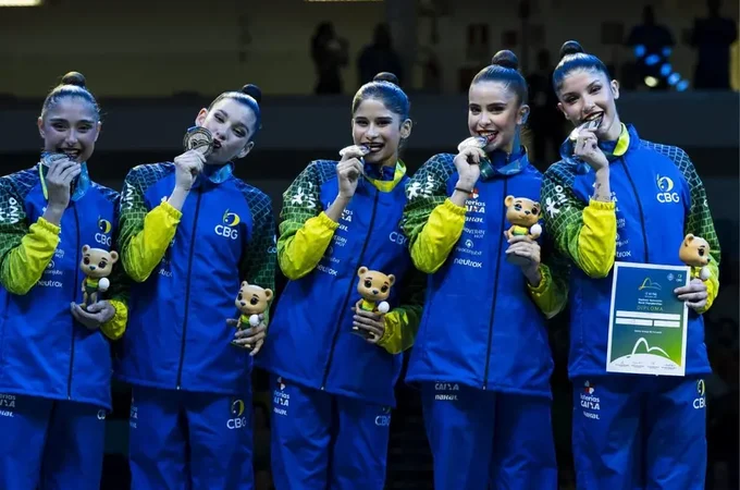 Com alagoana Duda Arakaki, conjunto brasileiro conquista prata inédita no Mundial de Ginástica Rítmica