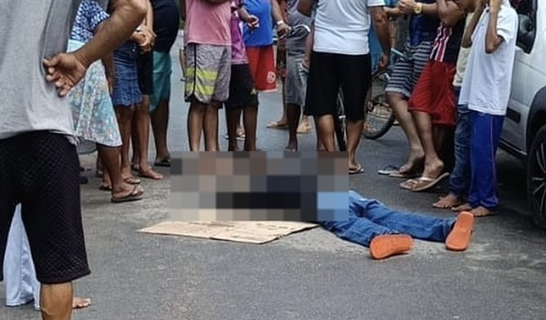 Homem é assassinado a tiros enquanto se dirigia ao presídio para regularizar tornozeleira eletrônica, em Maceió