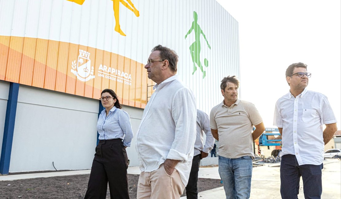 Prefeito Luciano destaca avanços nas obras do complexo esportivo e área de convívio social em Bananeiras