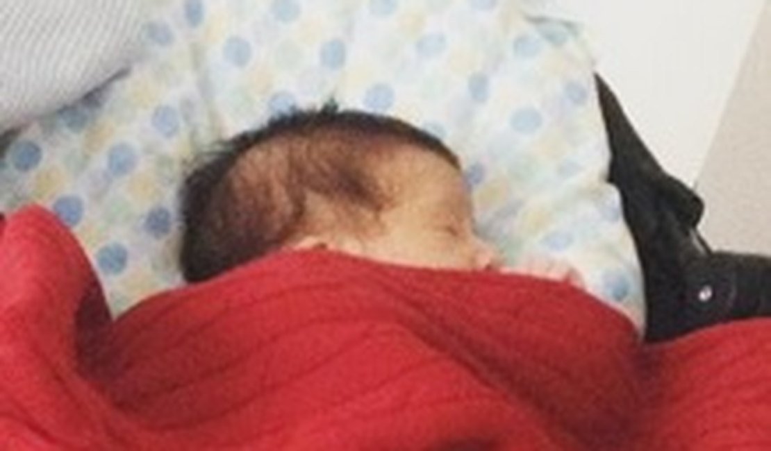Fernanda Gentil posta foto com filho Gabriel