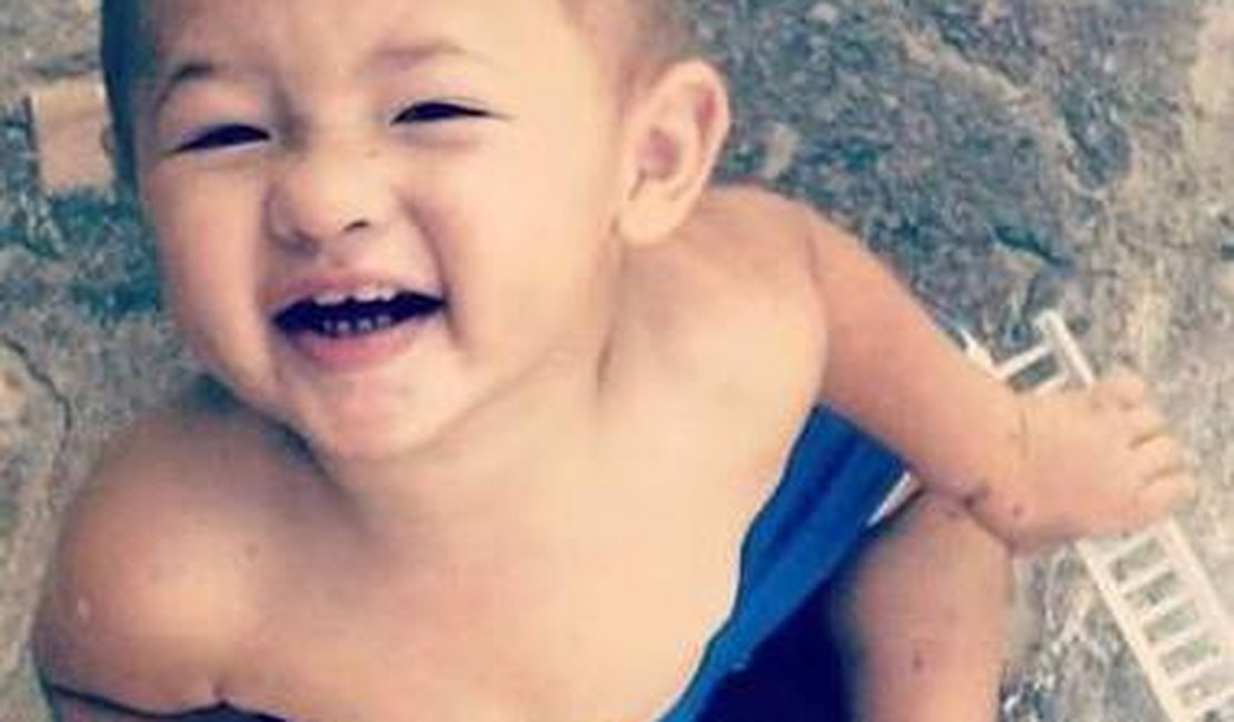 Criança de 2 anos morre afogada em balde na cidade de Capela
