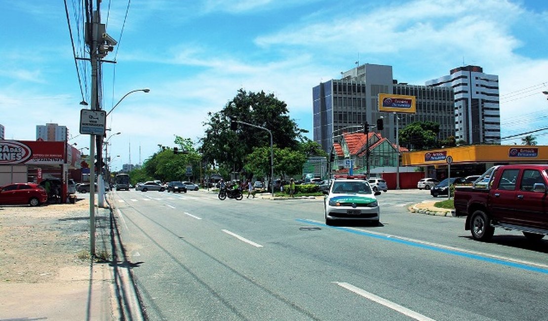 Pardais em Maceió começam a multar motoristas infratores a partir de hoje