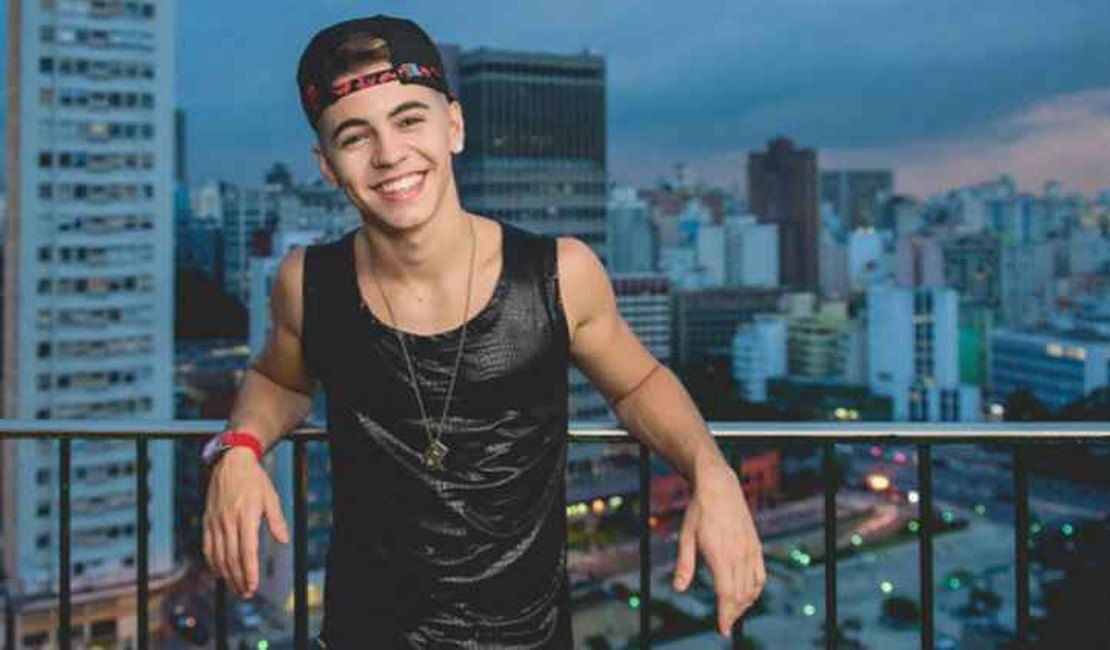 Acusado de assédio, Biel canta em festa: 'Tá gostosinha, te quebro no meio'