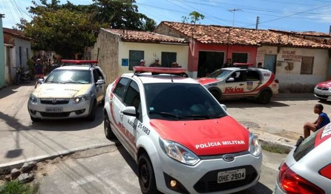 Criança reclama de dor de cabeça e mãe encontra bala perdida no chão do quarto