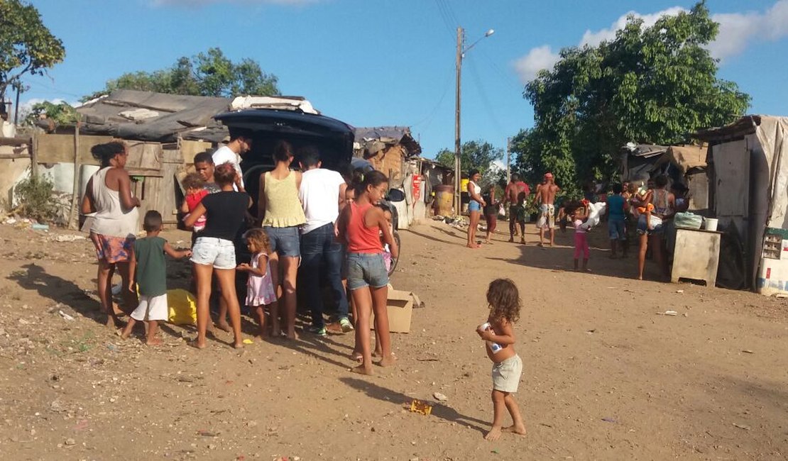 'A Campanha Balão Solidário de Arapiraca ajudou dezenas de famílias do lixão em 2015”, diz colaborador