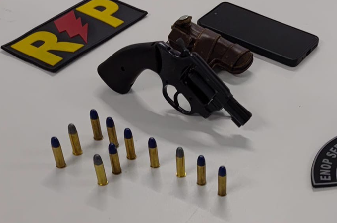 Homem é preso dentro de bar no Sertão de Alagoas após denúncias de disparos de arma de fogo