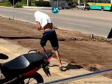 VÍDEO: Padrasto que matou menino em caixa d'água deixa Cisp de Lagoa da Canoa pela porta da frente