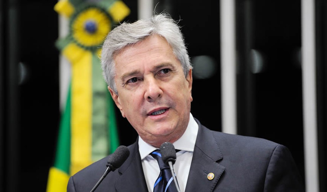 Após sair do PTB, Collor se filia ao PTC e pode disputar prefeitura de Maceió