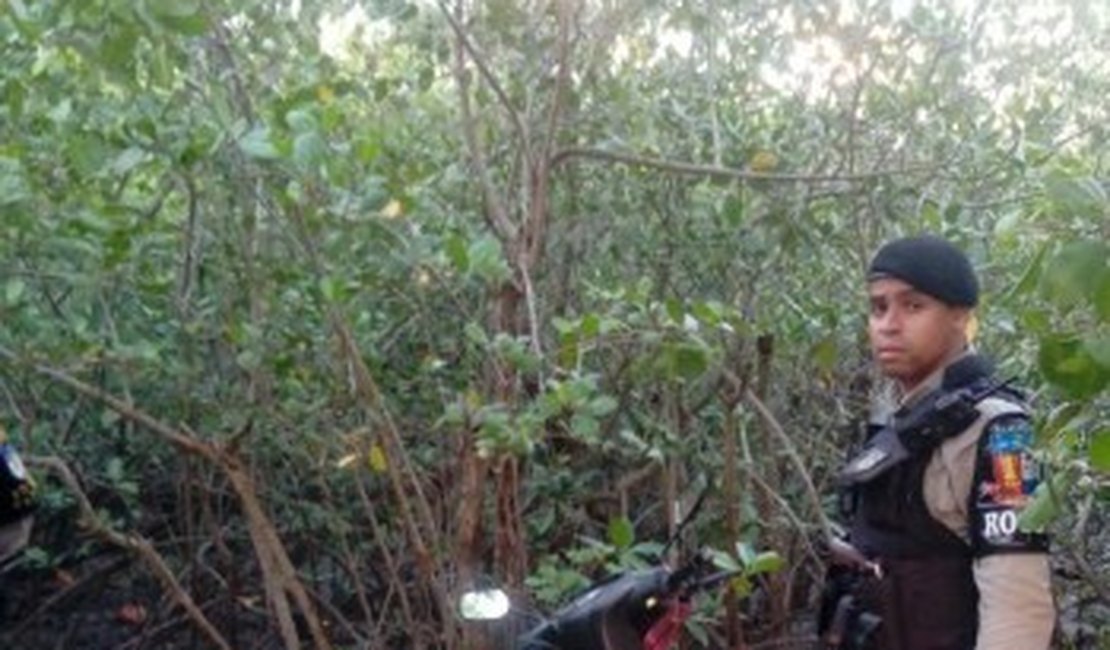Polícia Militar encontra desmanche de motos em área de mangue de Coqueiro Seco