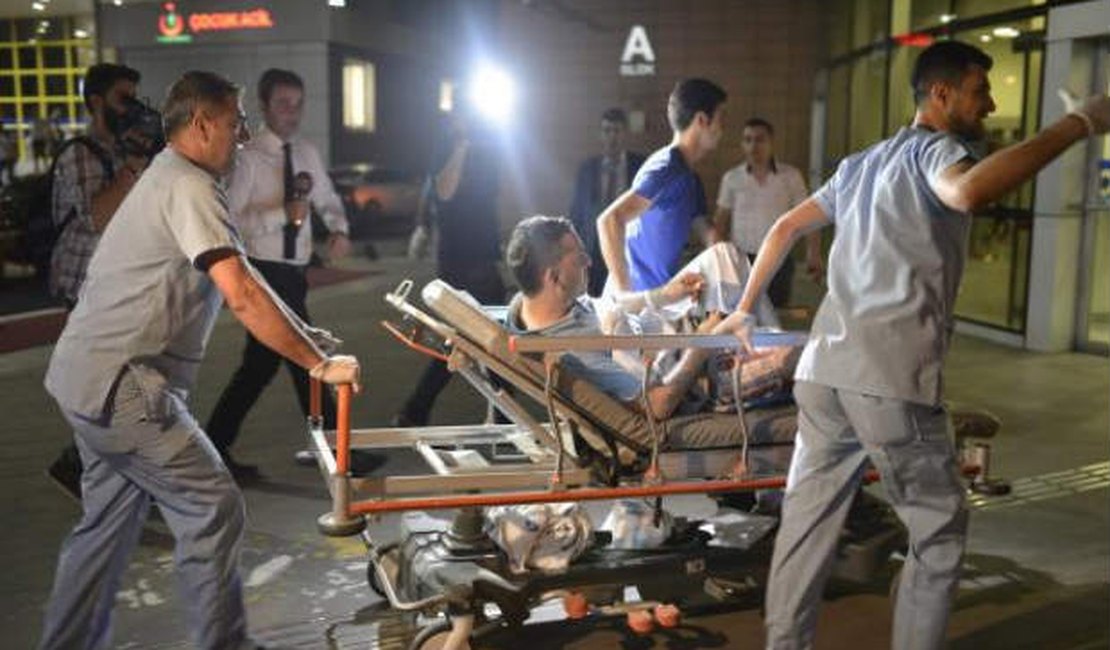 Primeiro ministro turco diz que Estado Islâmico organizou atentado em aeroporto