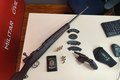 PM prende dois homens e realiza apreensão de armas de fogo que estavam em carro, em Craíbas