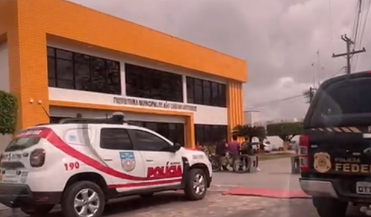 Polícia Federal realiza operação na Prefeitura e em oito Secretarias Municipais de São Luís do Quitunde