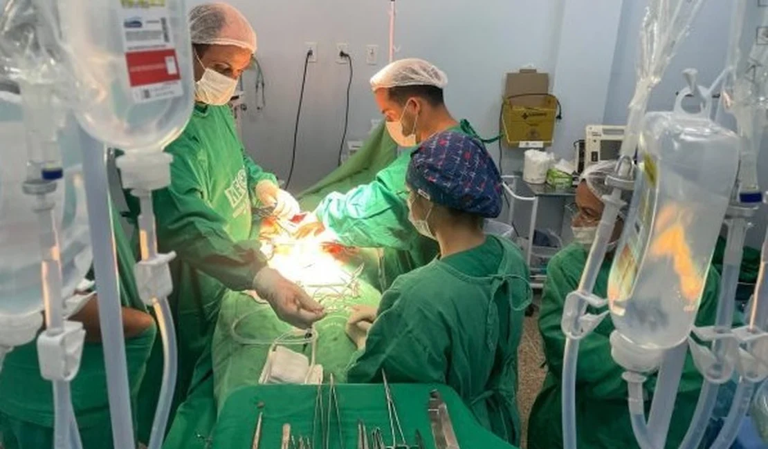Hospital de Emergência do Agreste faz captação de rins e córneas para transplantes